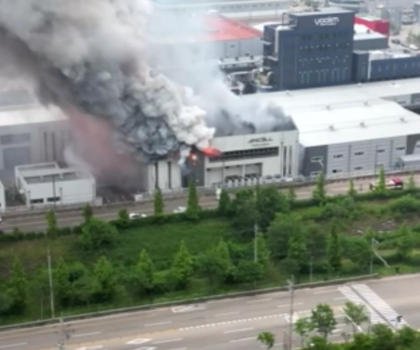 電池工廠突發(fā)火災(zāi)，已發(fā)現(xiàn)20多具遺體！該樓存放著3萬(wàn)多個(gè)鋰電池成品，尹錫悅下令：全力搜救