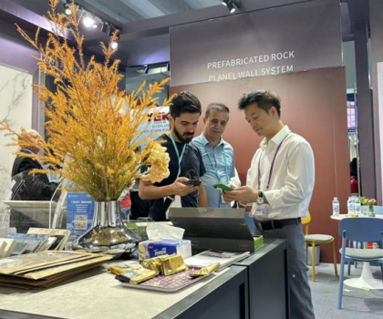 惠達衛(wèi)浴新品亮相，國際客商排隊圍觀！