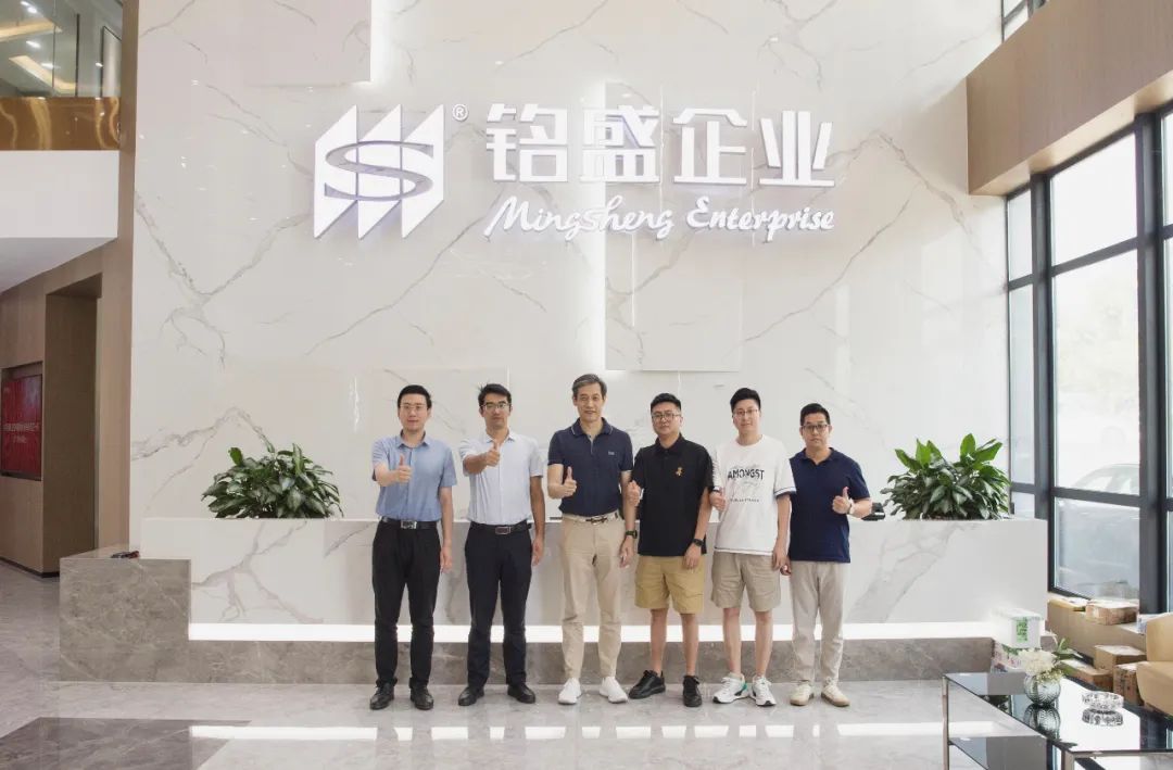 1670828377246973.jpg 中國建筑衛(wèi)生陶瓷協(xié)會秘書長宮衛(wèi)一行到訪銘盛企業(yè).jpg