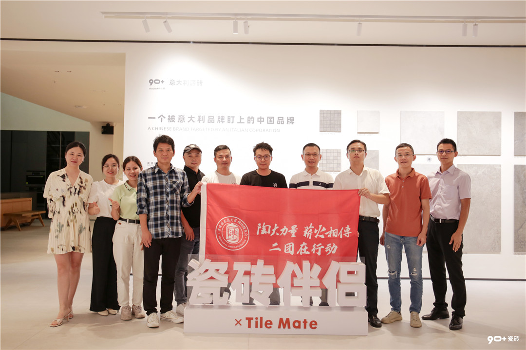 1695350808190986.jpg 2.jpg