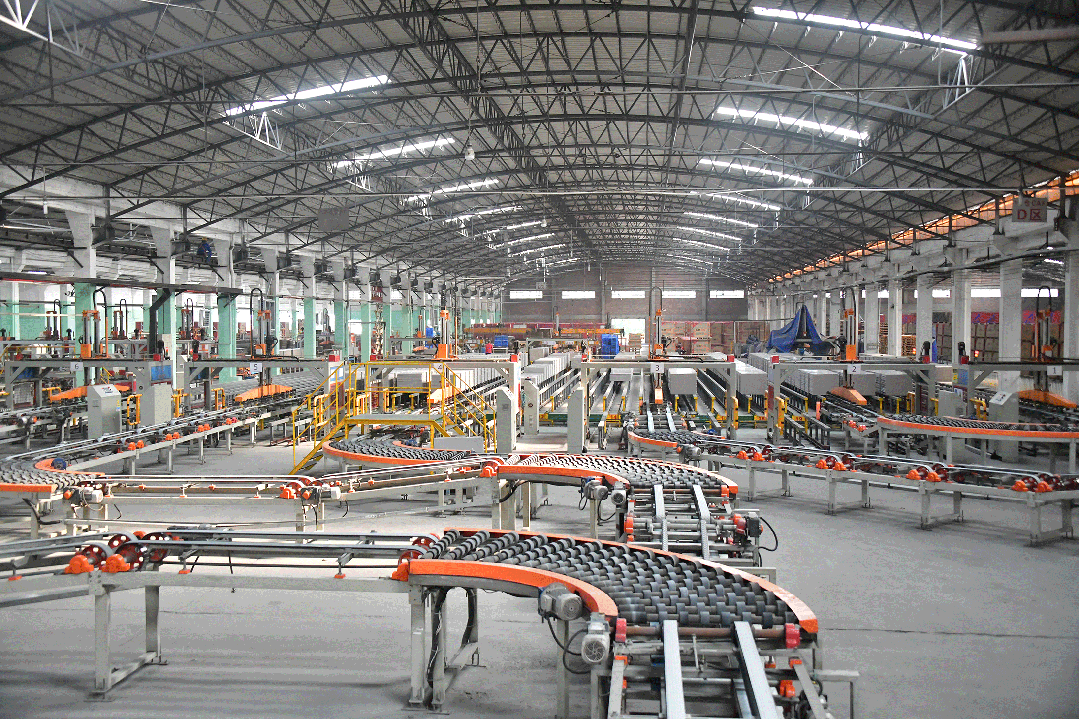 1695372082452003.gif 助力實(shí)現(xiàn)雙碳目標(biāo)|建材行業(yè)碳排放解剖“麻雀”課題組赴東鵬基地調(diào)研5.gif