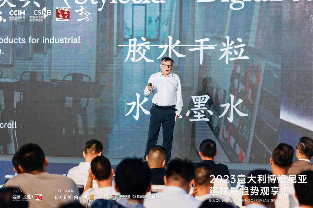 1697190918798019.jpg 博士.jpg