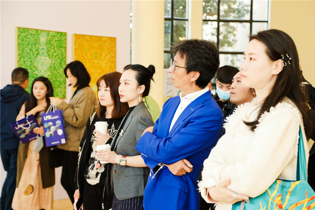 1702274854870363.jpg 8.jpg