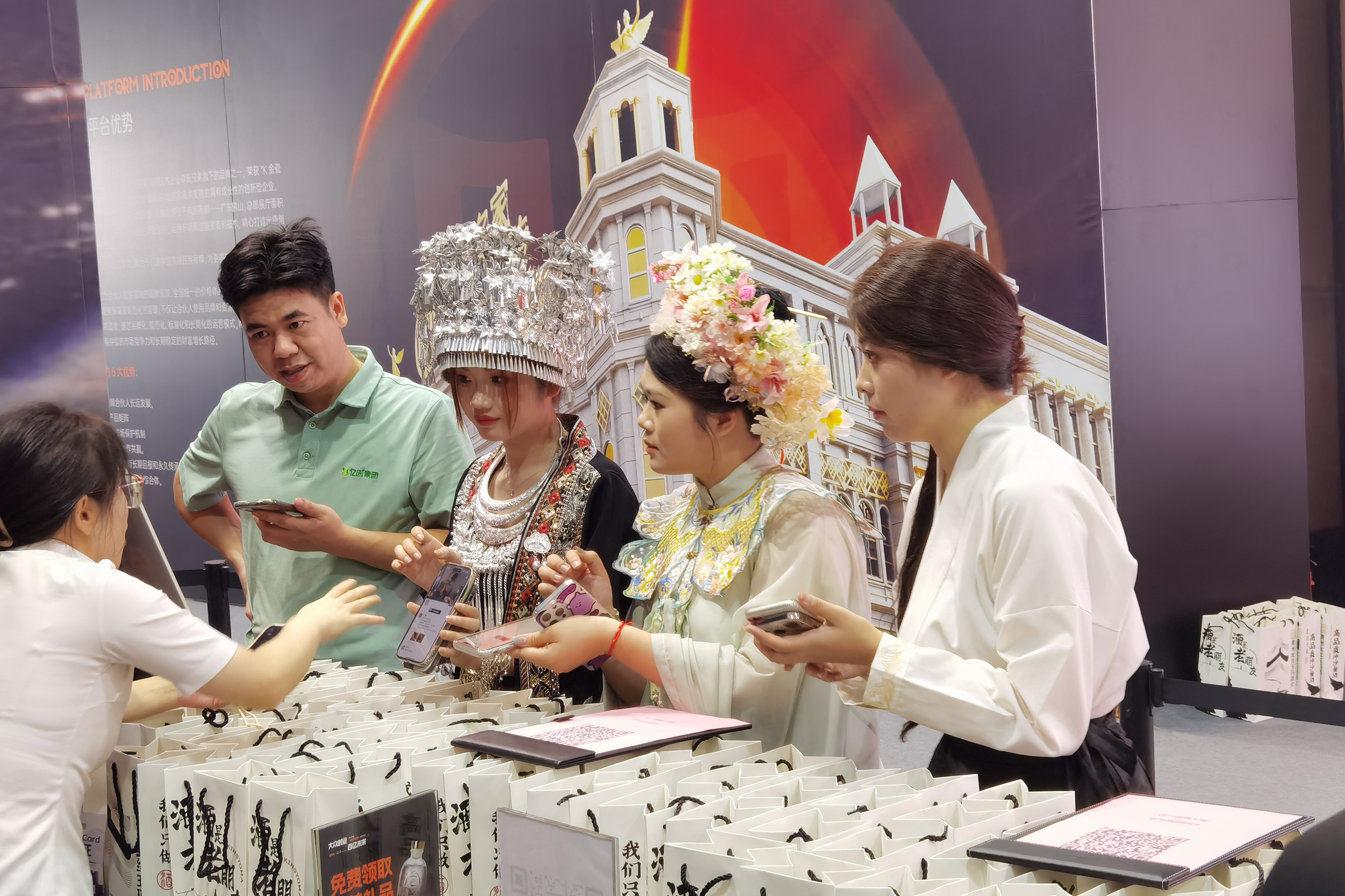 1729652153371734.jpg 領(lǐng)酒 (17).jpg