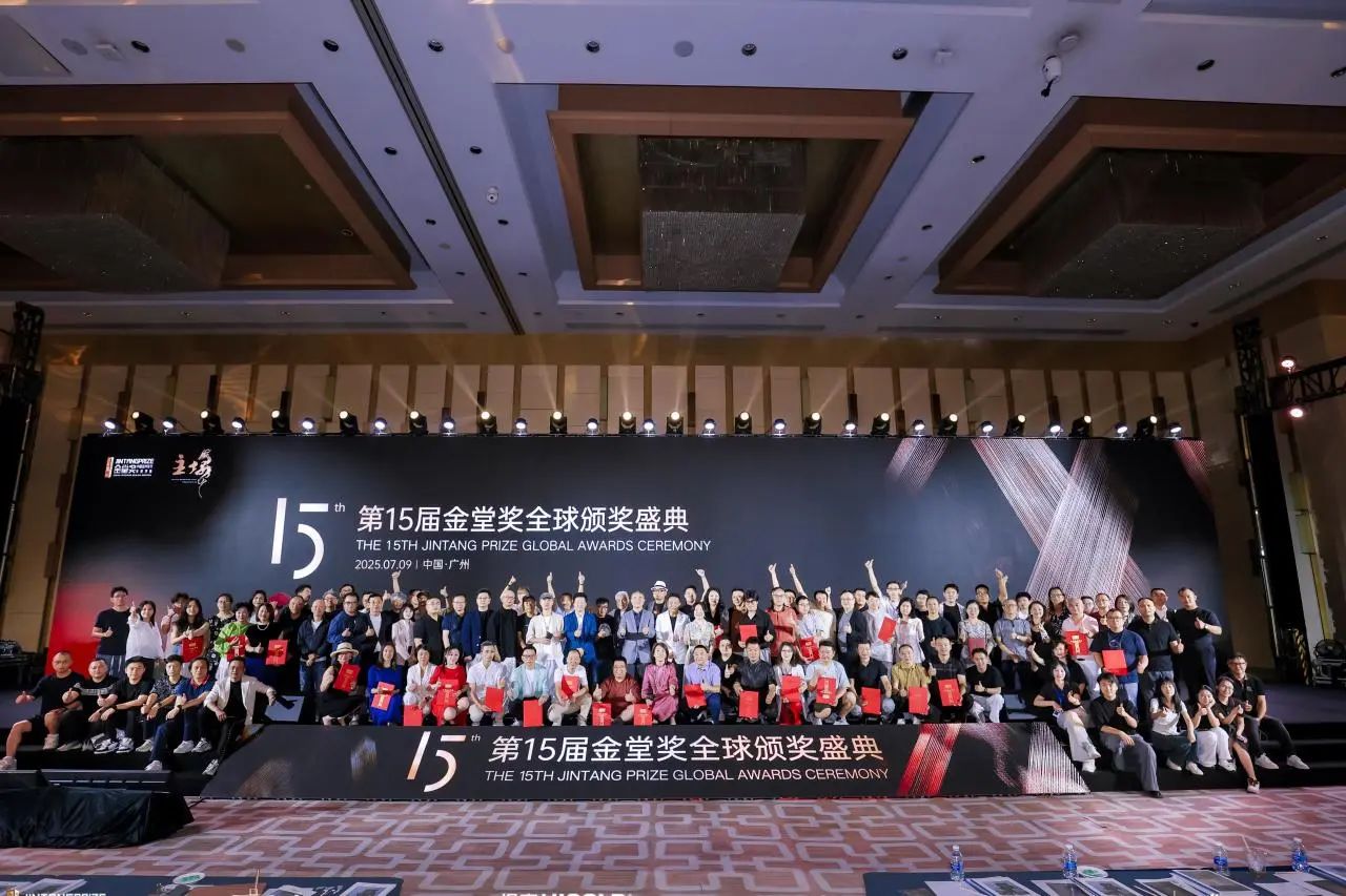 1752133930103700.jpg d1e06b811355b75652e7032e217a8fcb.jpg