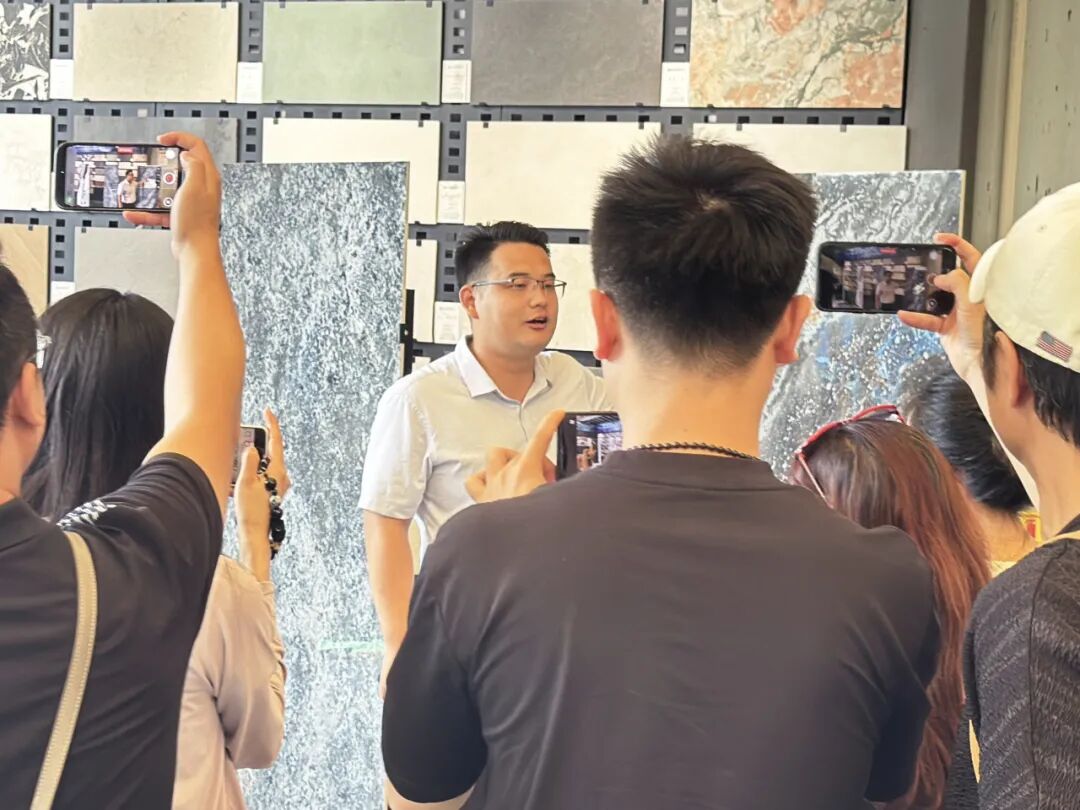 1756523018525038.jpg 5.jpg